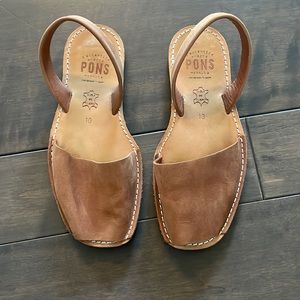 Pons Avarcas size 10 brown